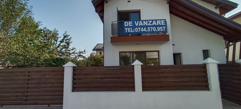 Berceni, Comuna, Str. Miorita, vila, p­­arter, etaj si masarda amenajata,